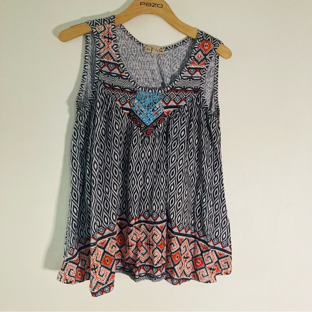 Live And Let Live Size Medium Pattern Orange & Bl… - image 1